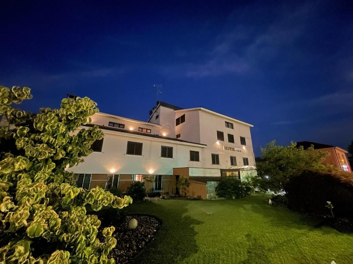 Hotel La Goletta Binasco Luaran gambar