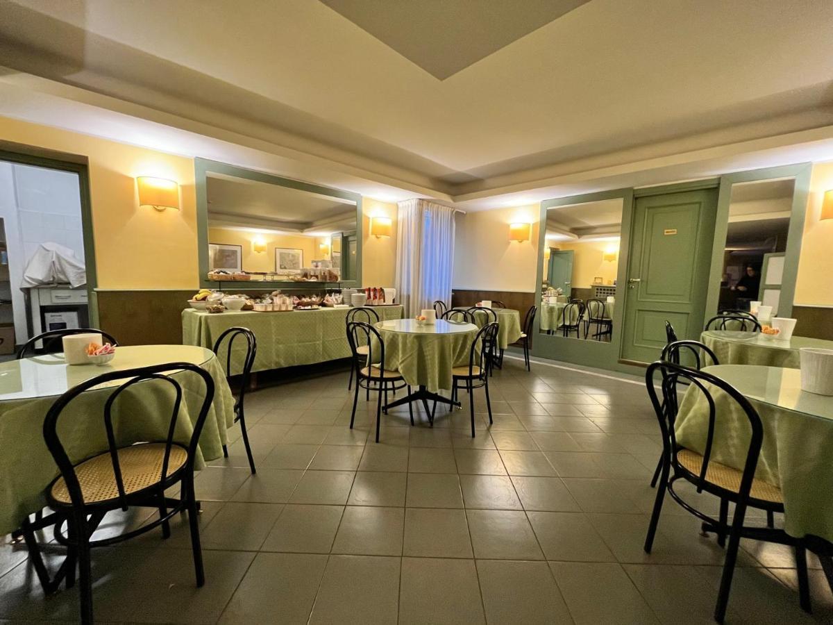 Hotel La Goletta Binasco Luaran gambar
