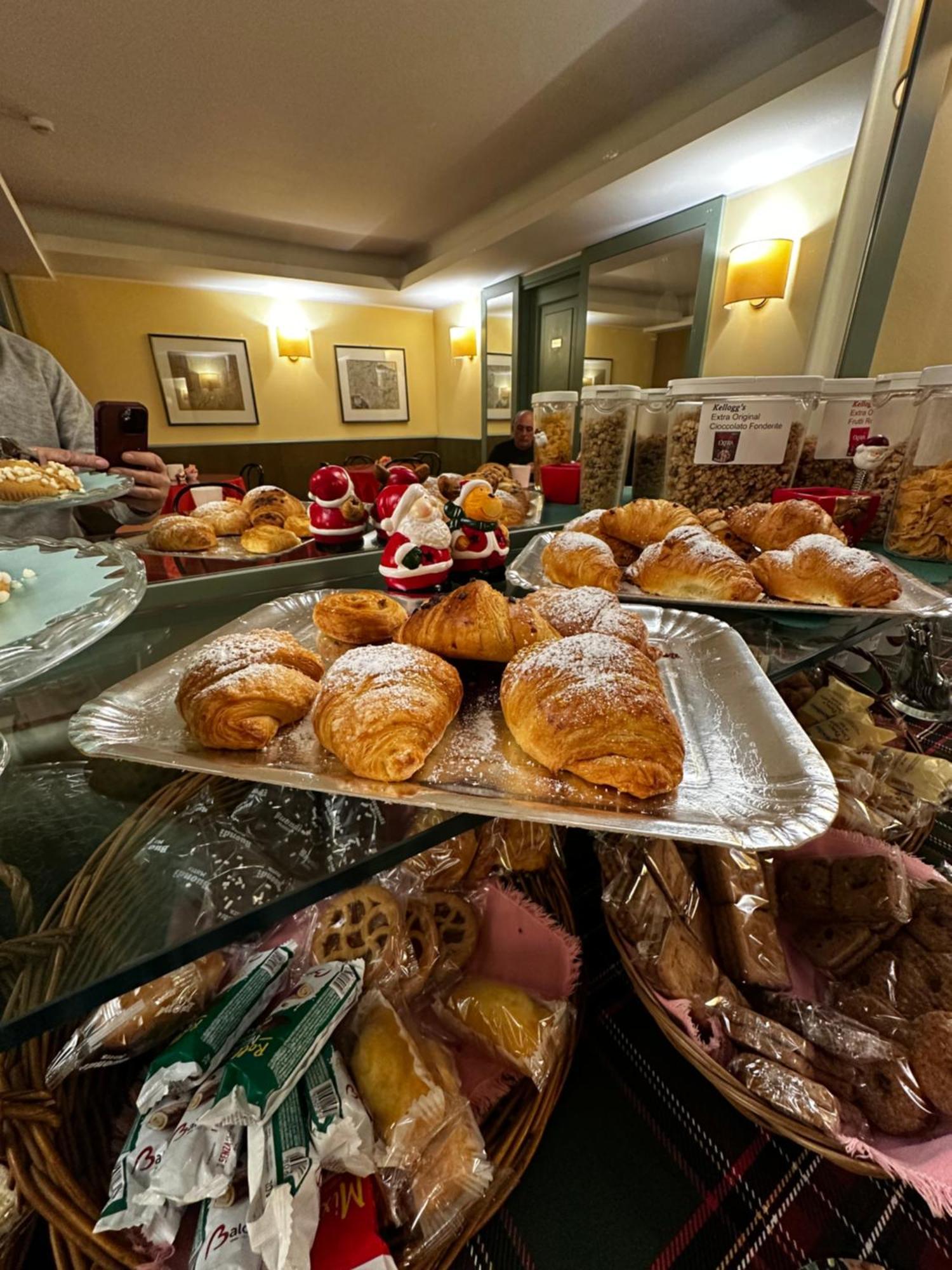 Hotel La Goletta Binasco Luaran gambar