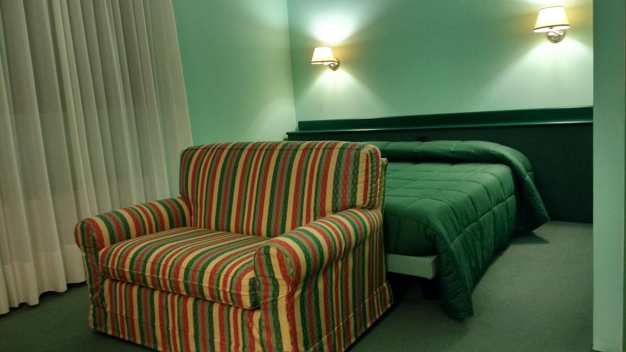 Hotel La Goletta Binasco Luaran gambar